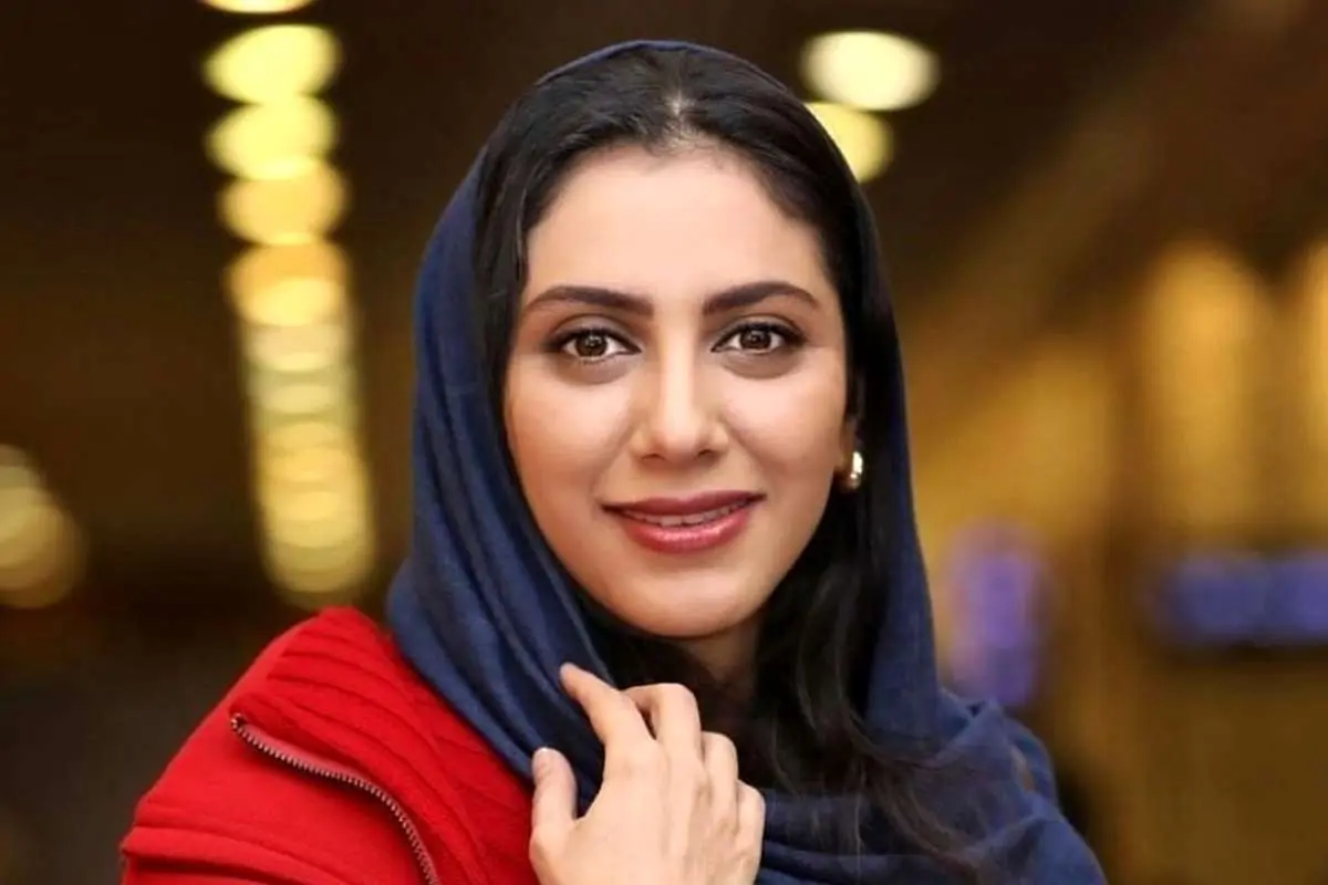 متن زیبای خانم بازیگر درباره نگاههای یواشکی