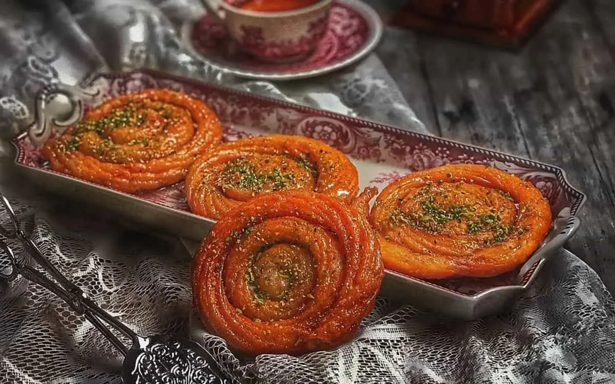 طرز تهیه بامیه ترکی؛ شیرینی خوشمزه سفره افطار