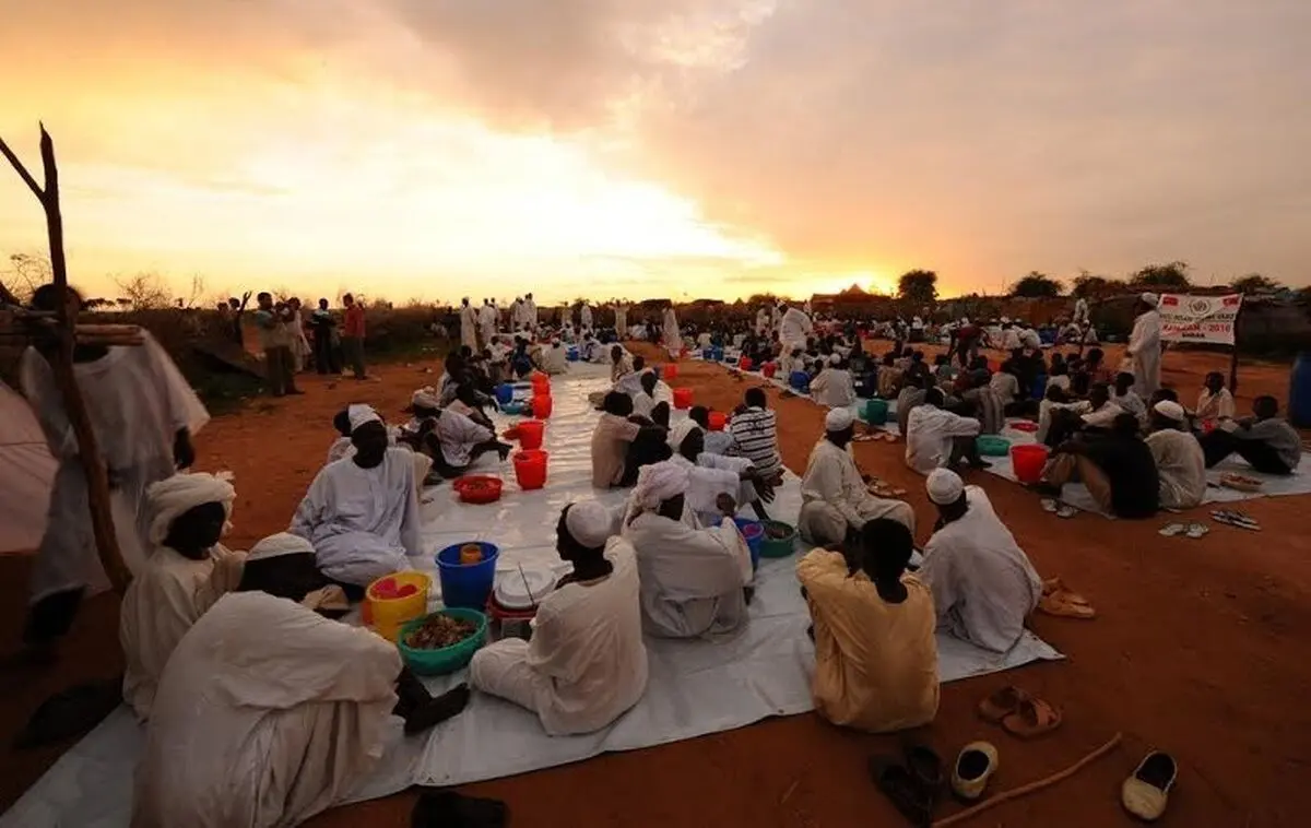 (ویدئو) دعوت به افطار اجباری روزه داران در سودان