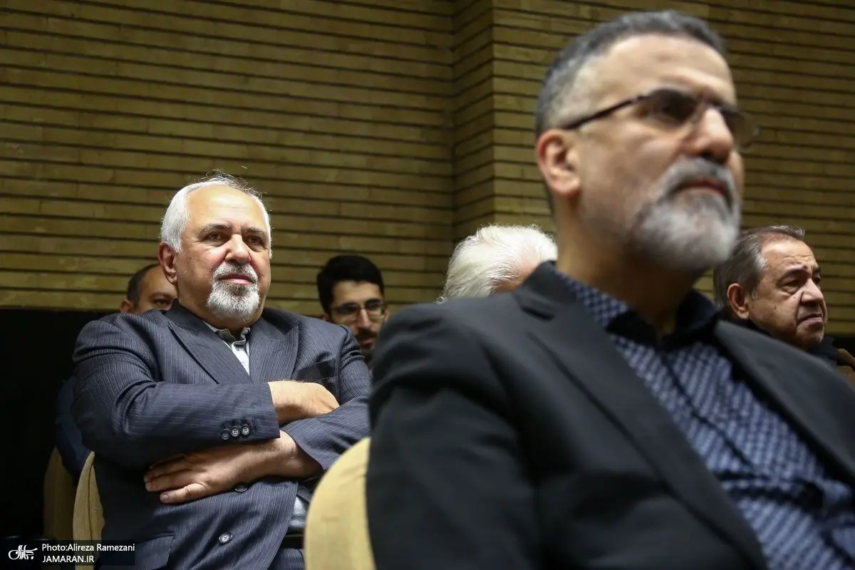 (تصاویر) روحانی و ظریف در مراسم ختم برادر علی اکبر صالحی