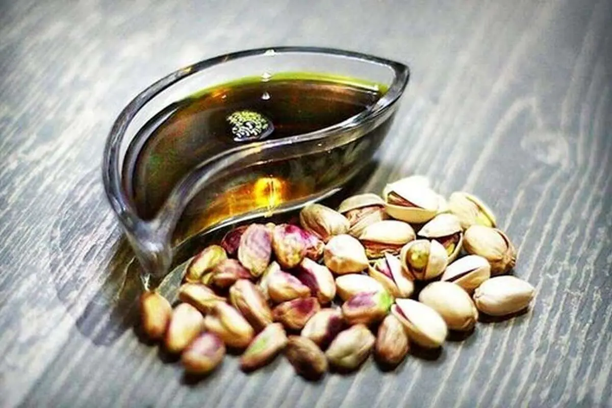 فواید شگفتانگیز «روغن پسته» برای سلامت بدن