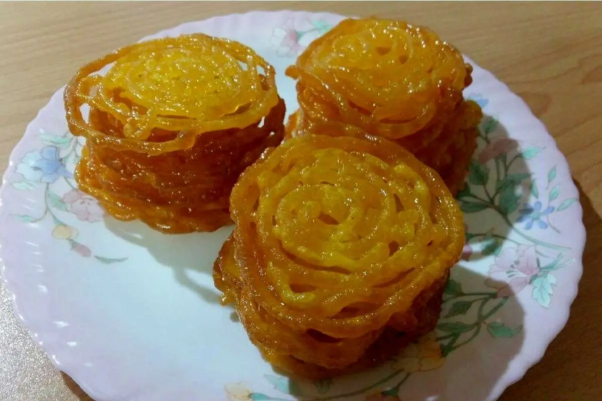 طرز تهیه زولبیا، شیرینی محبوب سفره افطار