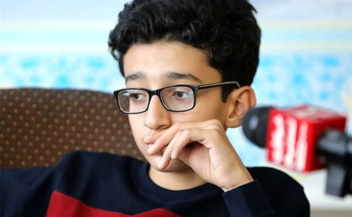 ارسال چندین دعوت‌نامه برای خواننده برگزیده «عصر جدید»