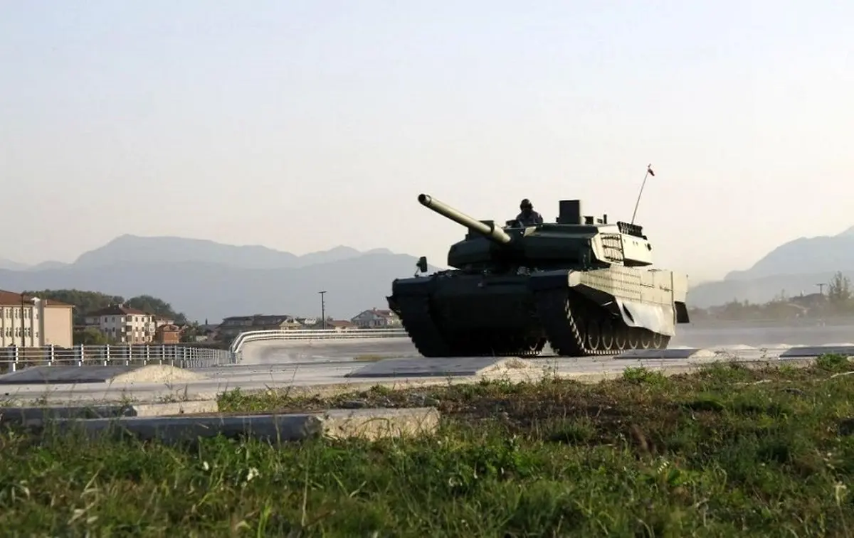 (عکس) این تانک اردوغان را از شکست در انتخابات ترکیه نجات می‌دهد؟