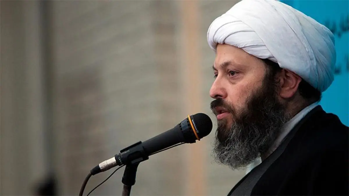 (ویدئو) آواز خواندن یک روحانی روی آنتن صداوسیما