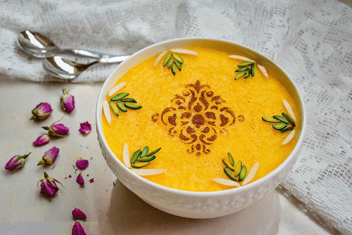 طرز تهیه شله زرد برای ۴ نفر/ فوت و فن‌های پخت شله زرد؛ دسر محبوب روزه‌داران