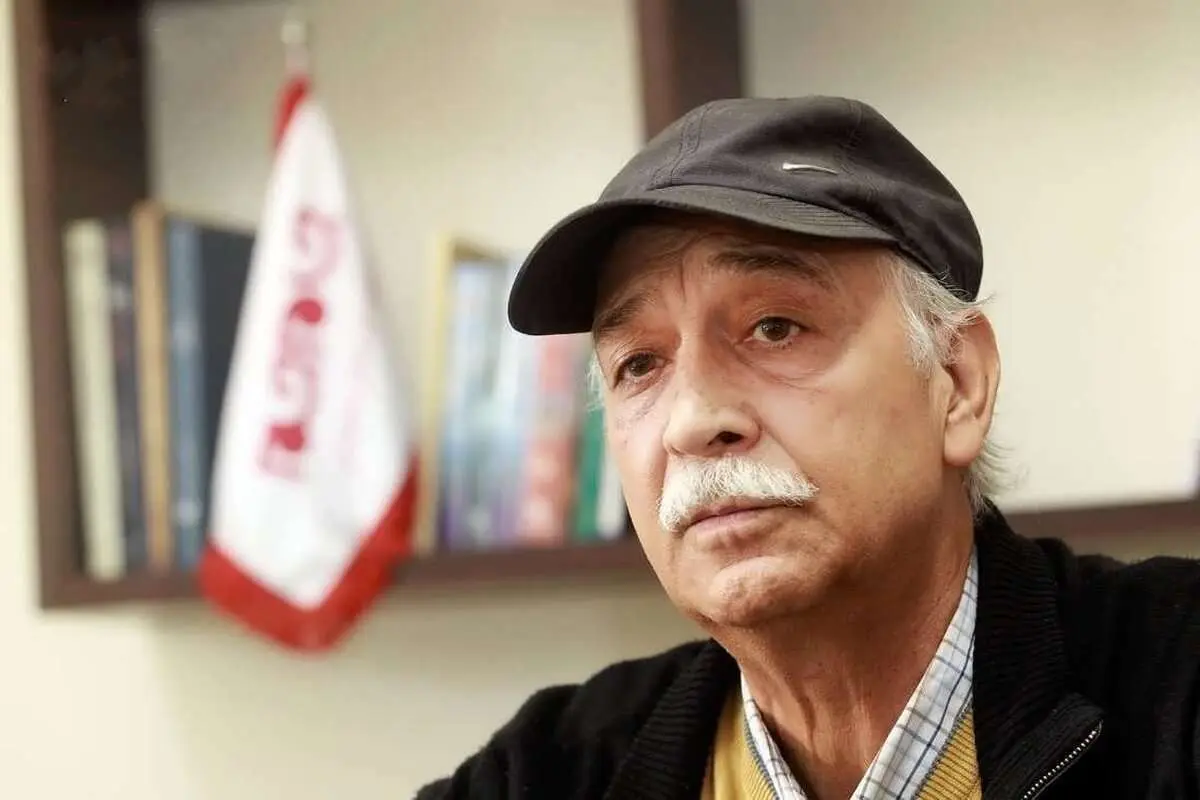 محمود پاکنیت: از ۱۴۰۱ چیزی جز درگیریها در ذهنم نمانده است