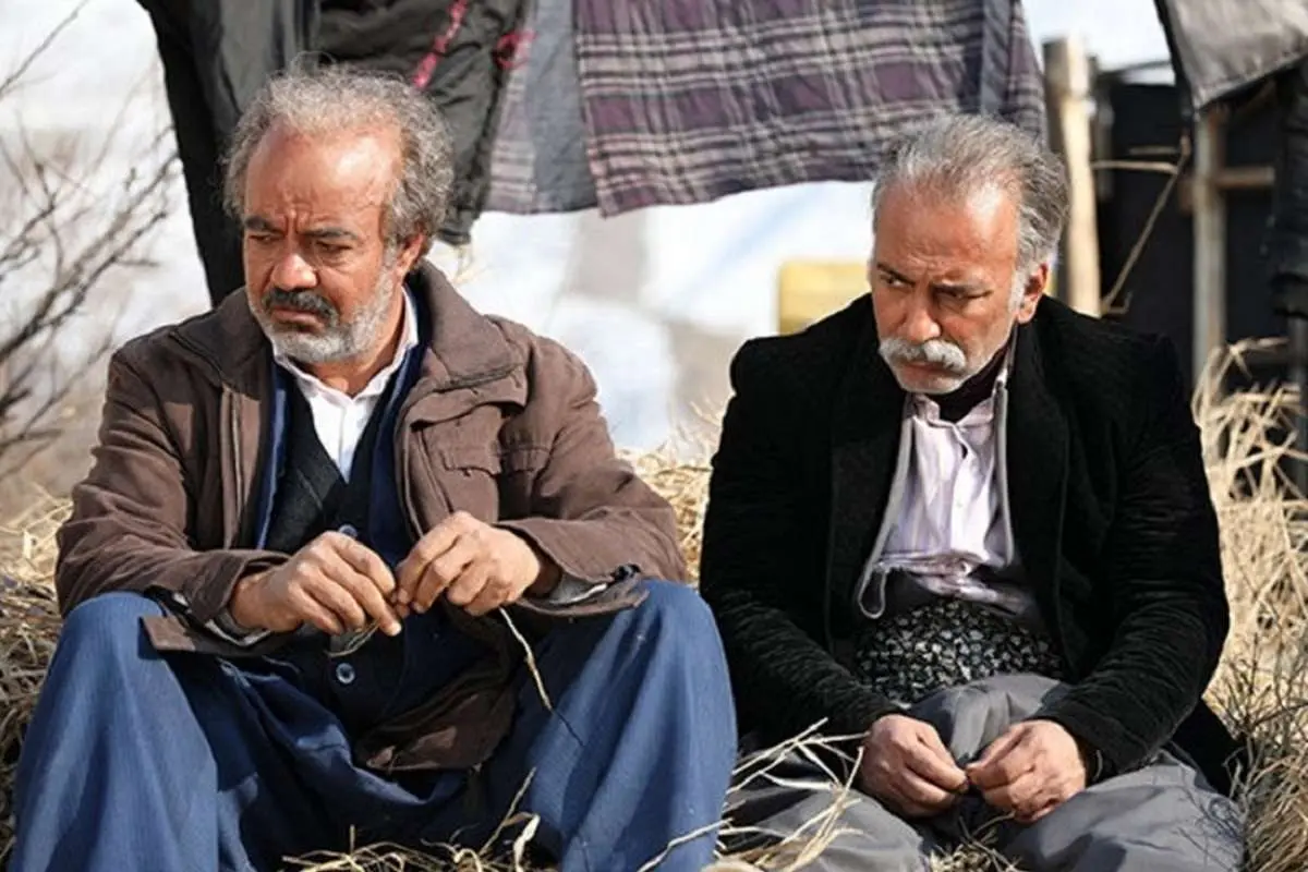 (ویدئو) وقتی یک داور ملاحظه بغل و بوس با یکی از تیم‌های فوتبال را می‌کند!