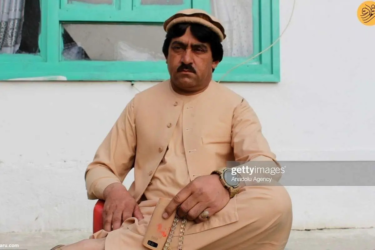 (تصاویر) مرد یک رنگِ افغان!