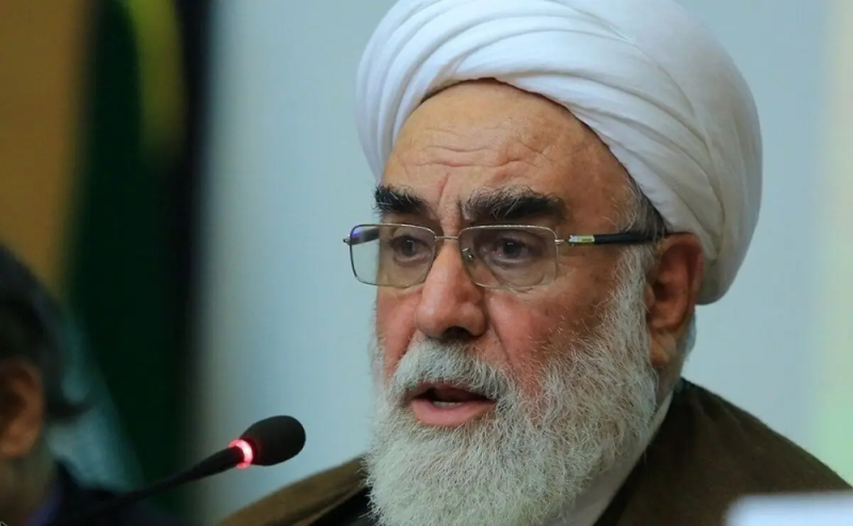 محمدی گلپایگانی: غم و غصه مردم، آقا را پیر کرده است/ فرزندان ایشان همگی مستاجرند