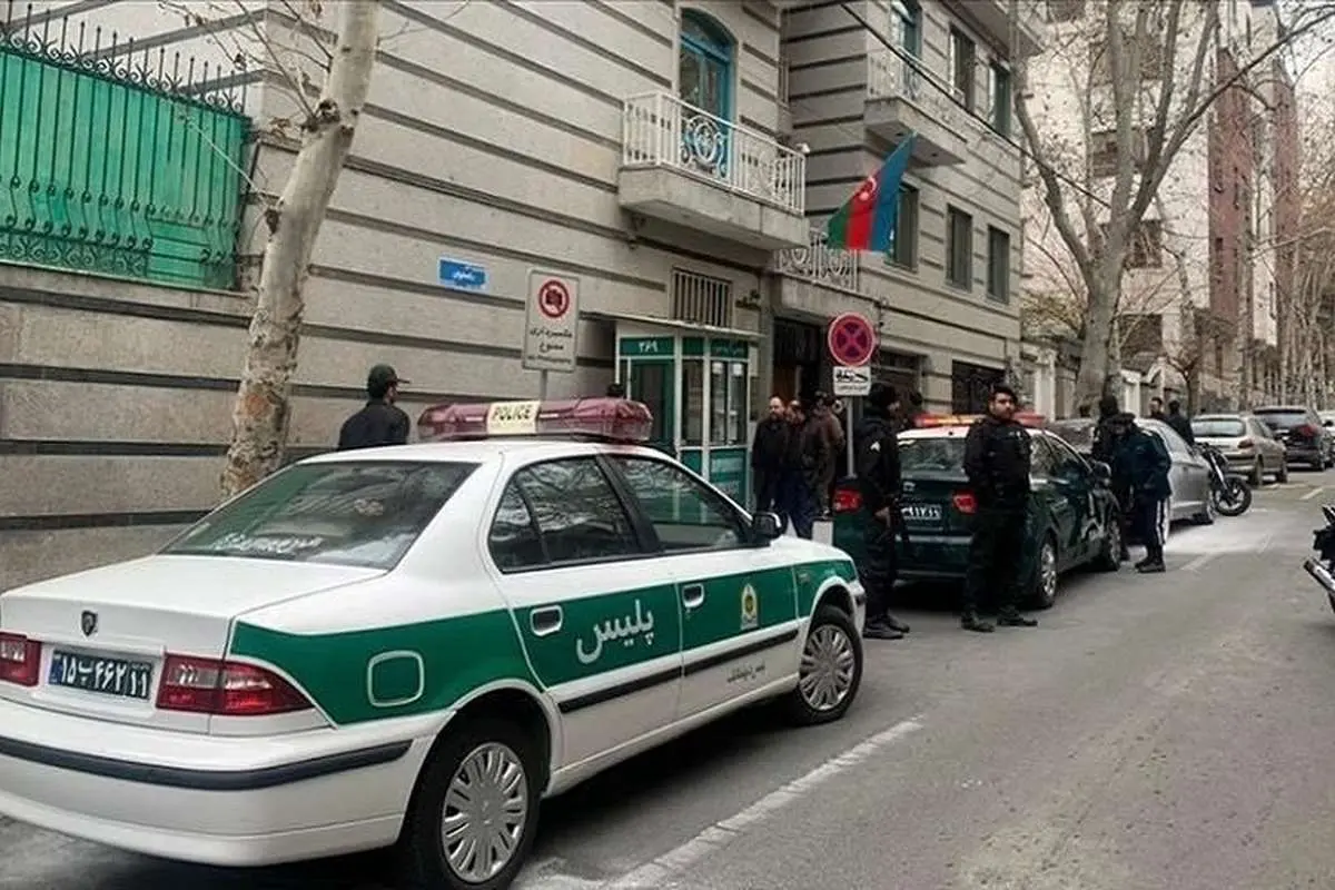 سفیر سابق ایران در باکو: همسر مهاجم سفارت آذربایجان با کمک سفارت از ایران خارج شده بود