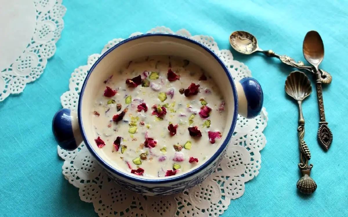 (ویدئو) طرز تهیه فرنی با آرد برنج؛ یک خوراکی مقوی برای افطار