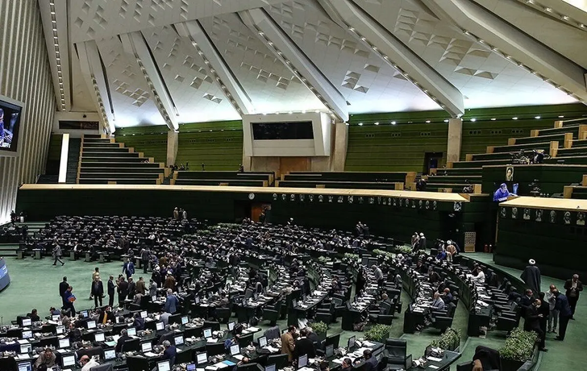 مجلس مقصران تاخیر در پرداخت حقوق فرهنگیان را اعلام کرد