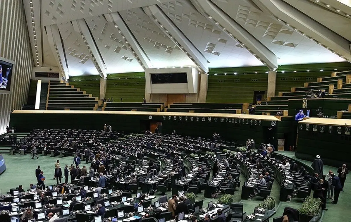 مجلس مقصران تاخیر در پرداخت حقوق فرهنگیان را اعلام کرد