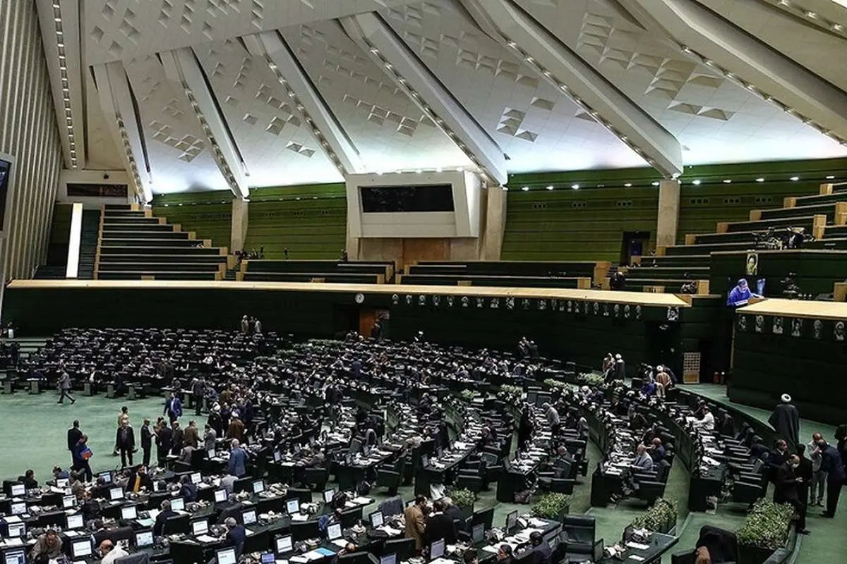 مجلس مقصران تاخیر در پرداخت حقوق فرهنگیان را اعلام کرد