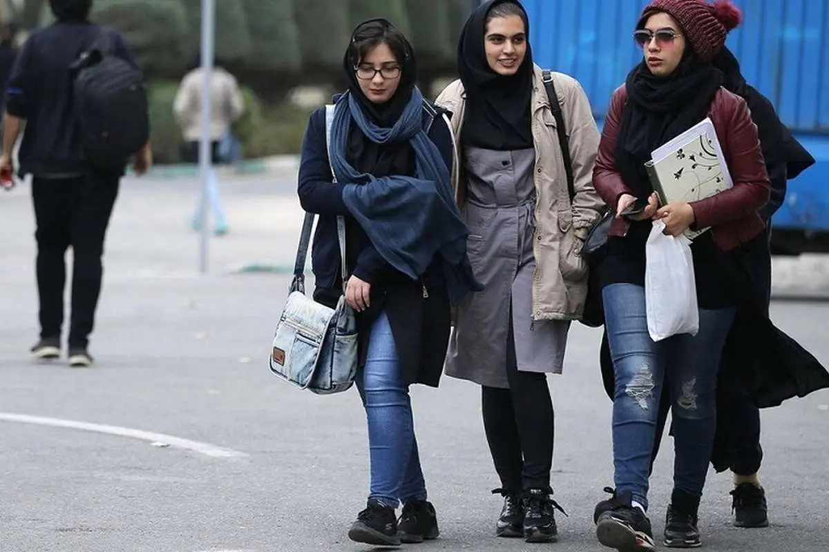 واکنش به اطلاعیه رعایت حجاب در دانشگاهها/ ملاک بیحجابی در دانشگاه چیست؟