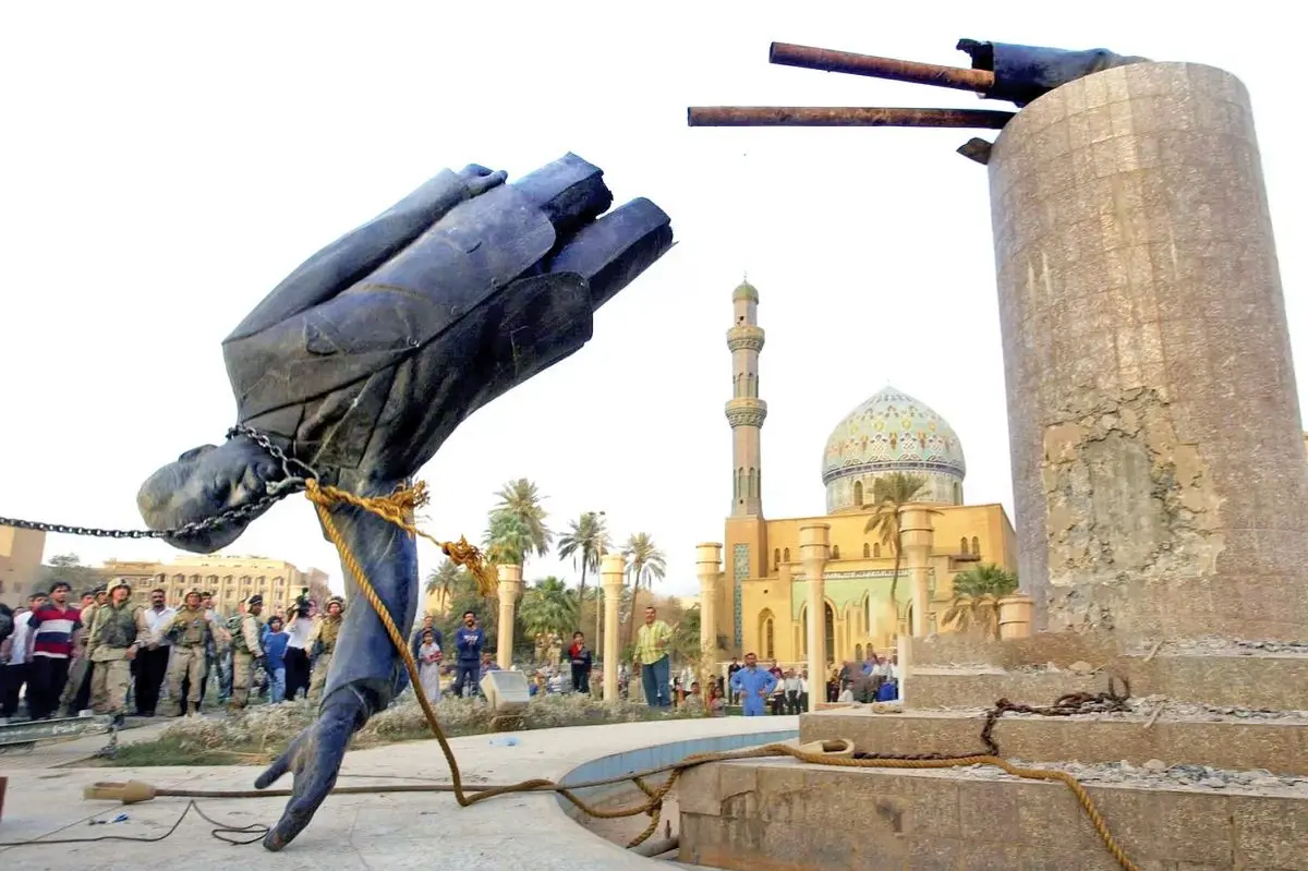 مواضع ایران در قبال حمله سال ۲۰۰۳ آمریکا به عراق و سقوط صدام