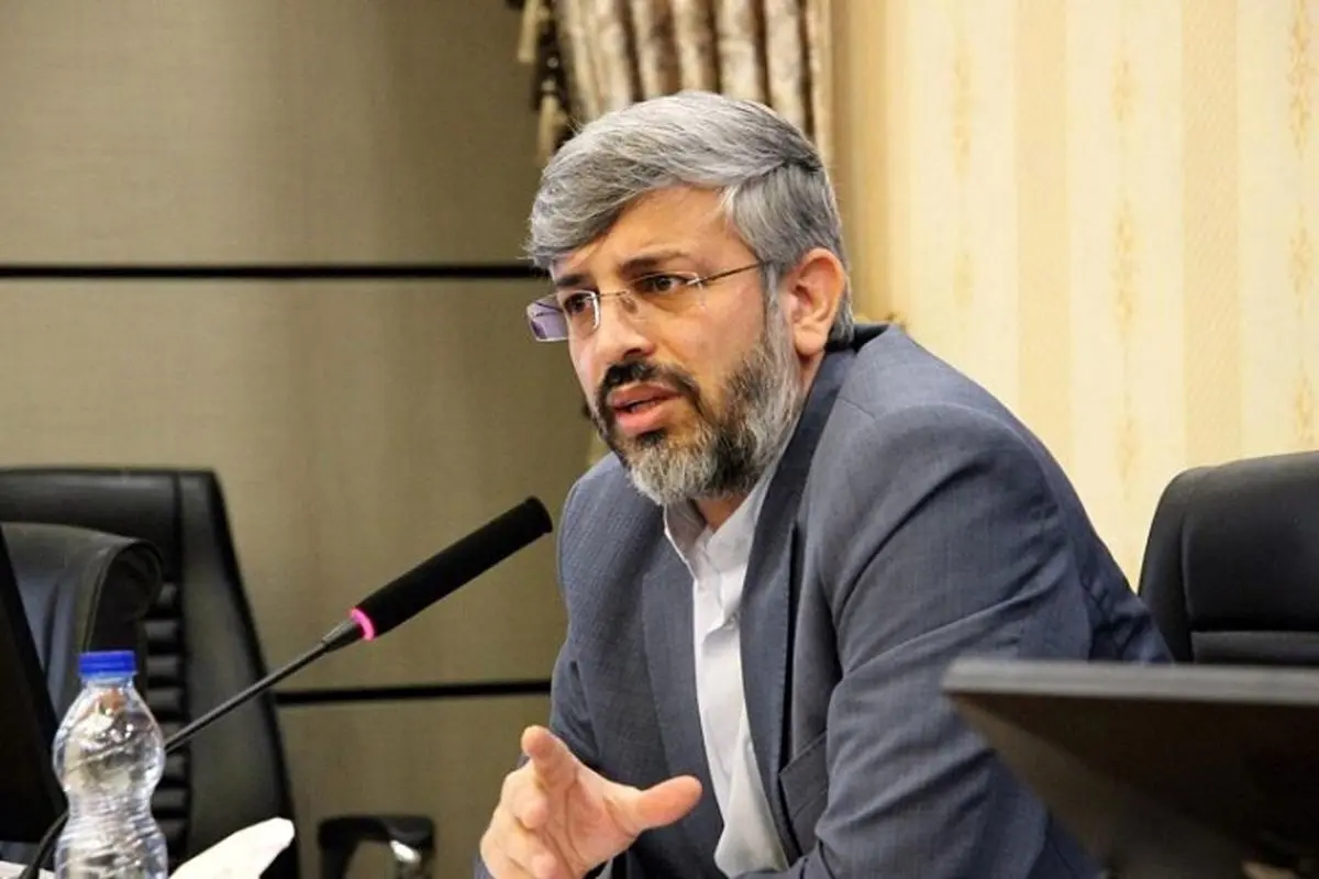باید آمران به معروف در تمام پاساژ‌ها و مراکز خرید مستقر شوند