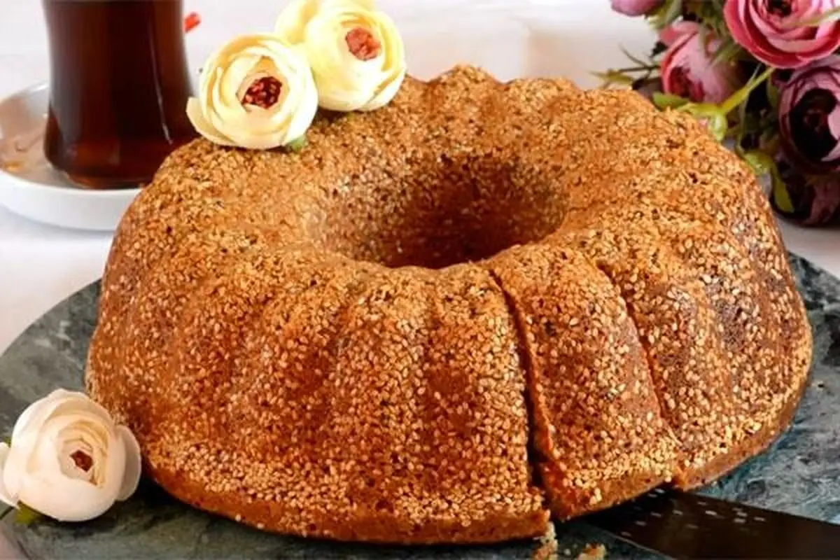 طرز تهیه کیک کنجدی؛ یک عصرانه خوشمزه و مقوی