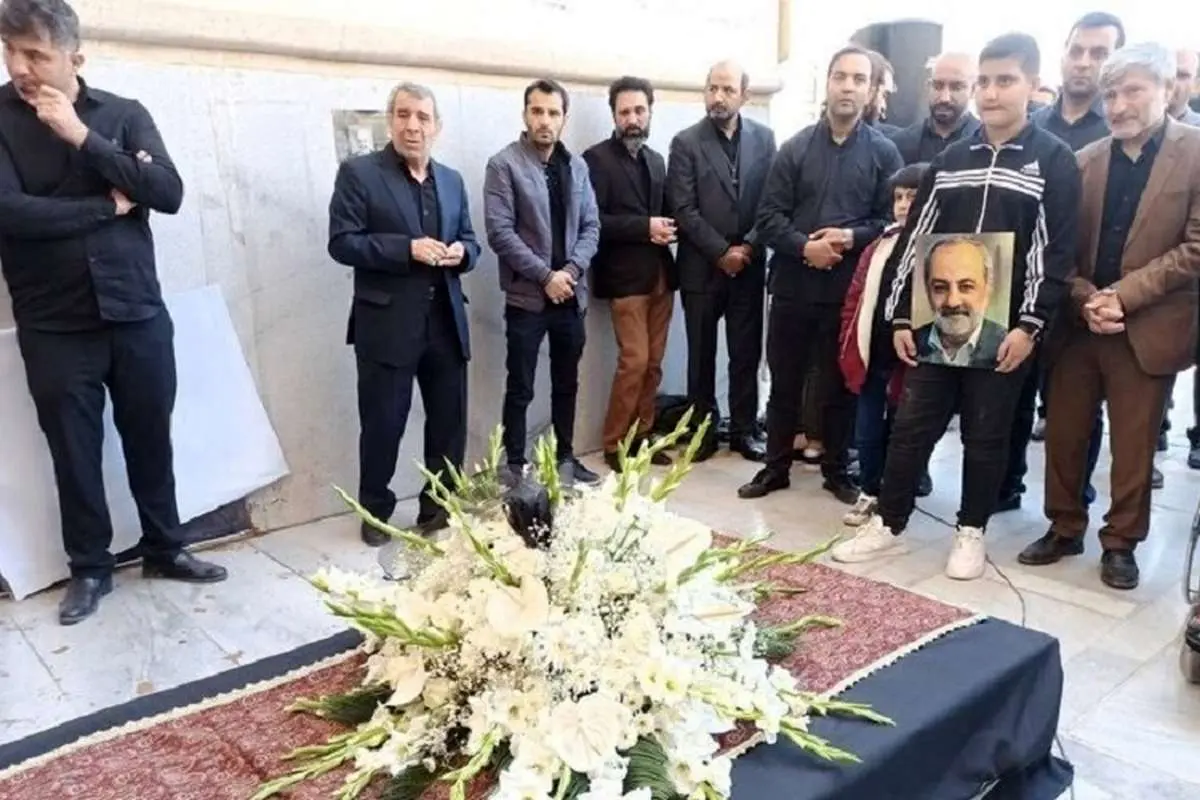 پیکر عماد افروغ در حرم امام خمینی آرام گرفت
