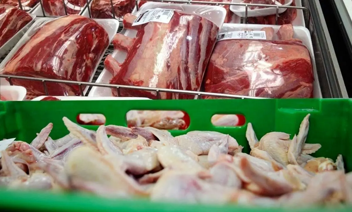 نوسان قیمت در بازار گوشت مرغ گرم/ گوشت ران گوسفند- بدون چربی چند؟