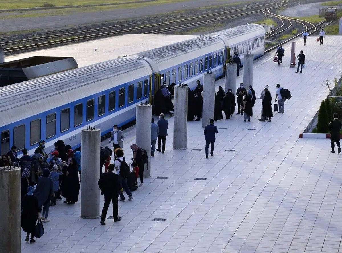 آغاز پیش فروش بلیت قطار‌های مسافریِ اردیبهشت ماه از فردا
