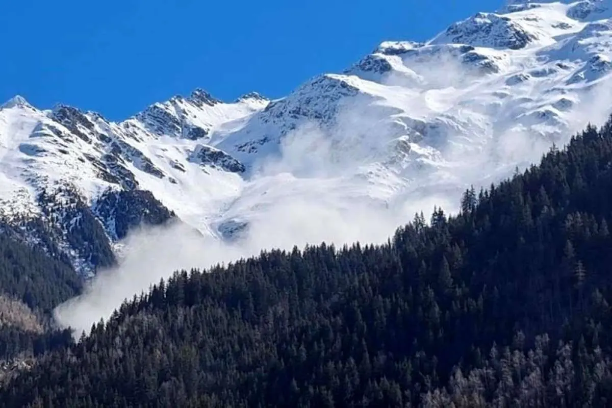 (ویدئو) ریزش مرگبار بهمن در رشته کوههای آلپ فرانسه