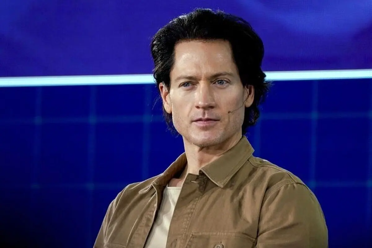 (عکس) مرد ۴۵ ساله با ظرفیت ریوی یک ۱۸ ساله/ او می‌گوید ۲ میلیون دلار هزینه کرده است