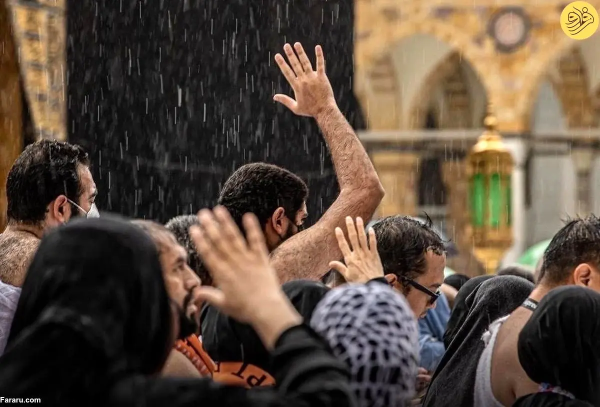تصاویری زیبا از کعبه زیر باران
