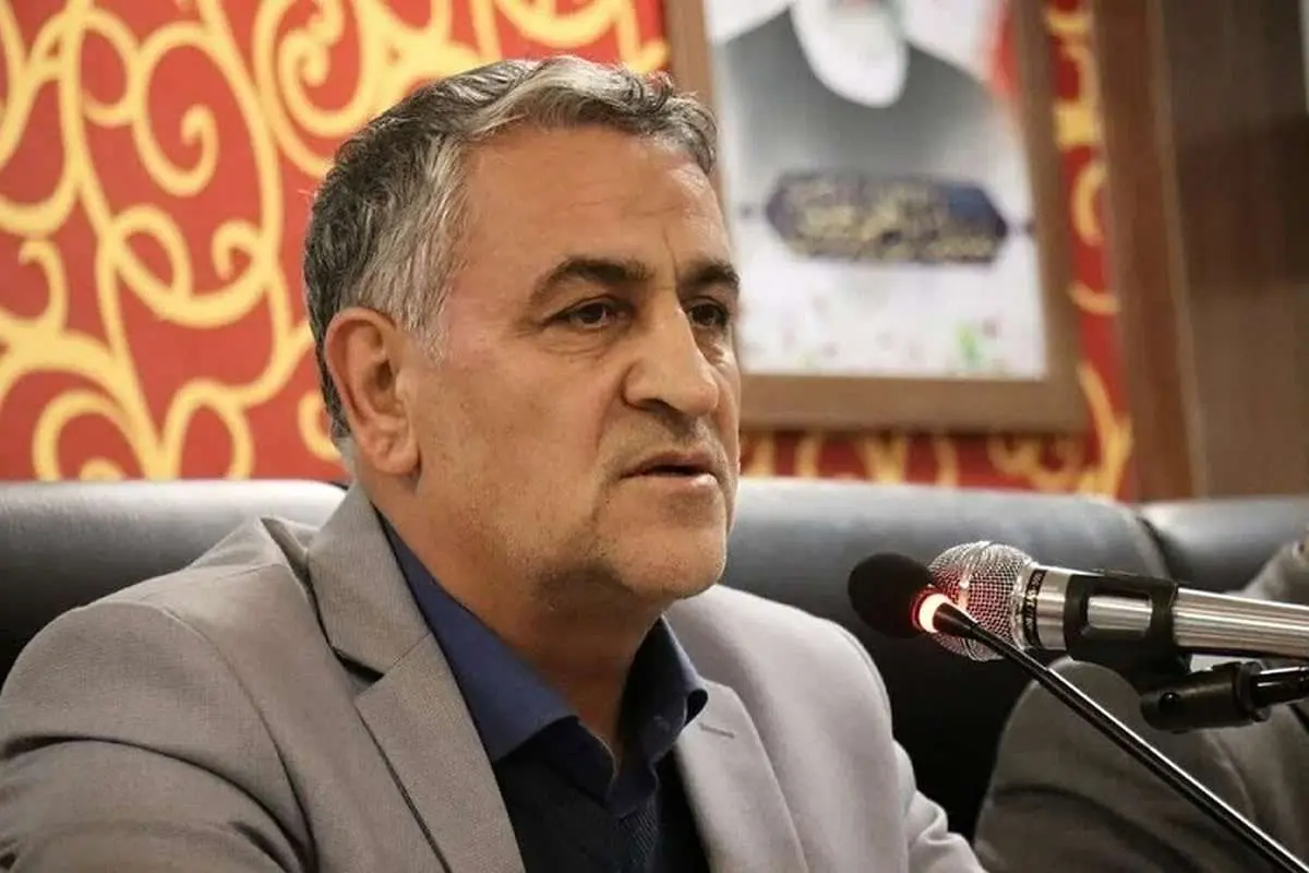 (ویدئو) فرار نماینده شاهرود از پاسخگویی به دانشجویان