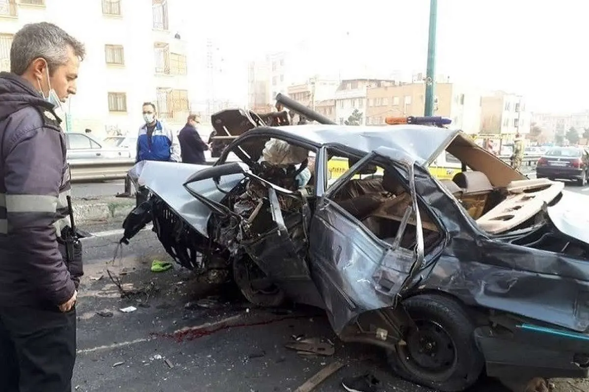 تصادف مرگبار خودرو سواری با خاور در بزرگراه همدانی