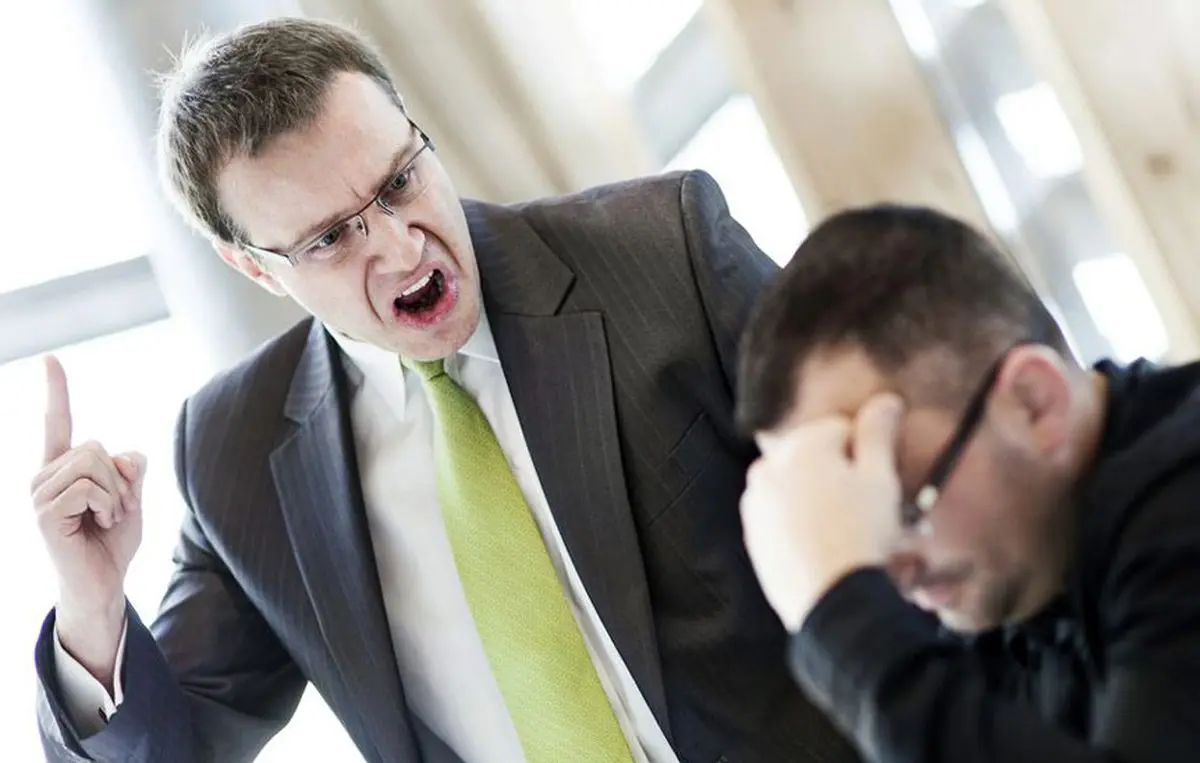 غلبه بر ترس: چگونه با اعتماد به نفس در برابر زورگویی بایستیم؟