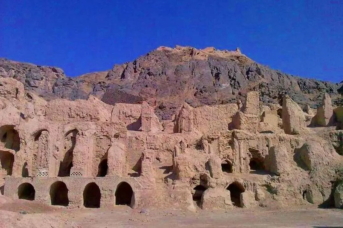 تصاویری از یک «تخت جمشید» جدید در ایران؛ «تخت جمشید خشتی»!