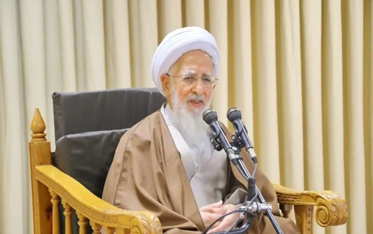آیت الله جوادی آملی: تنها با فقه و اصول نمی‌توان با جامعه ارتباط گرفت