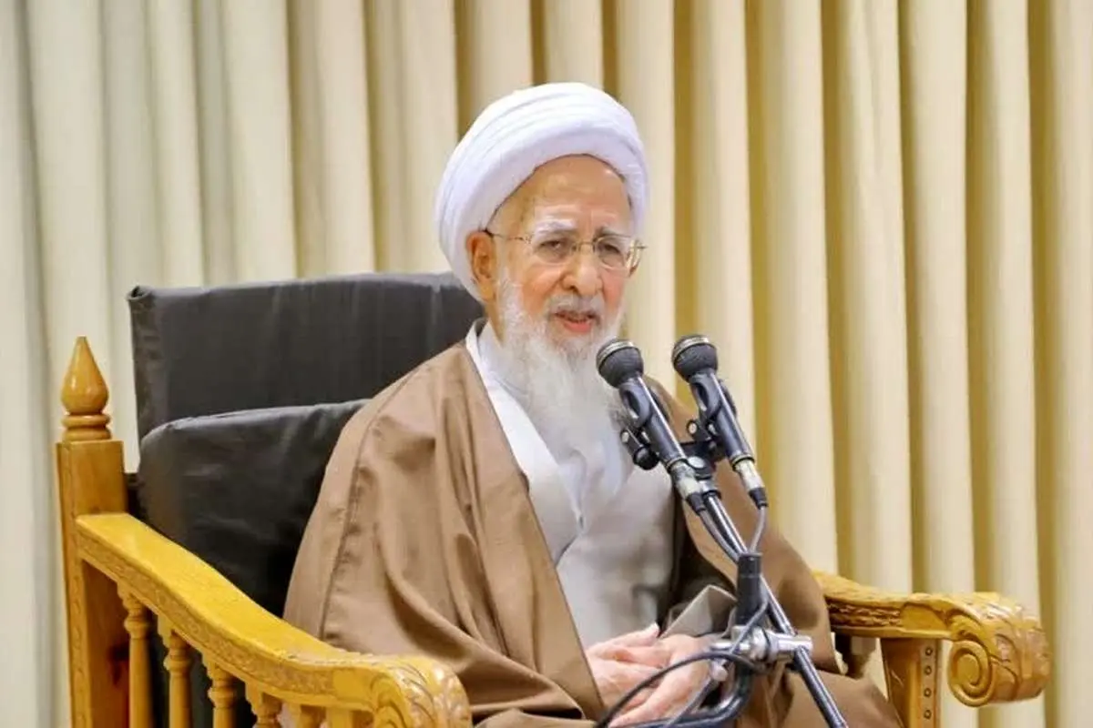 آیت الله جوادی آملی: تنها با فقه و اصول نمیتوان با جامعه ارتباط گرفت