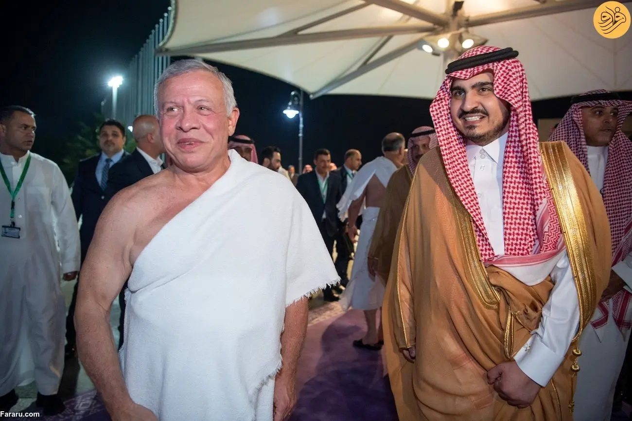 (عکس) پادشاه اردن با لباس احرام