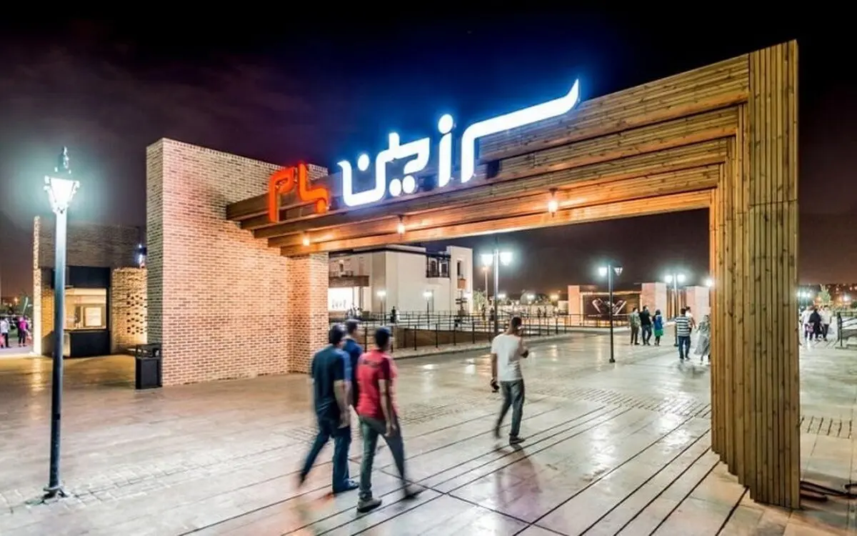واکنش ناصر فکوهی به ماجرای بام‌لند؛ مخالف شرف و اخلاق است