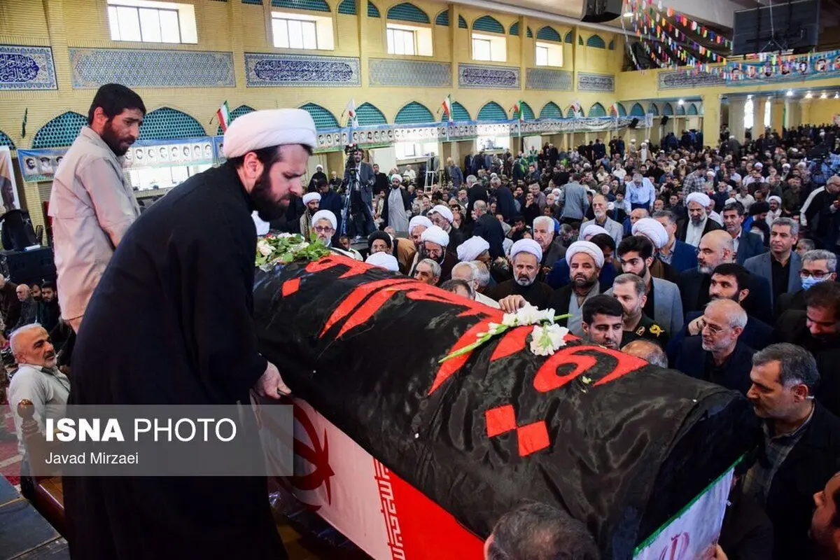 (تصاویر) تشییع پیکر آیت الله سلیمانی