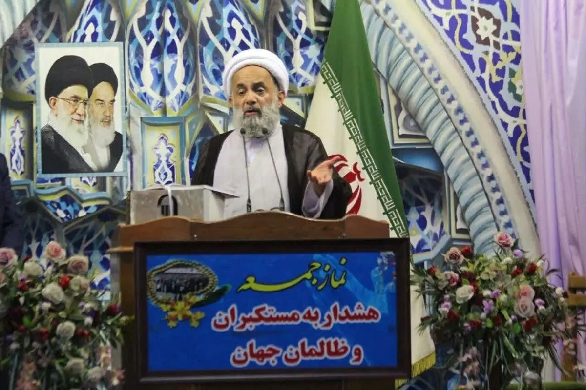 روایت خطیب جمعه بابل از «علت حضور» آیت‌الله سلیمانی در بانک