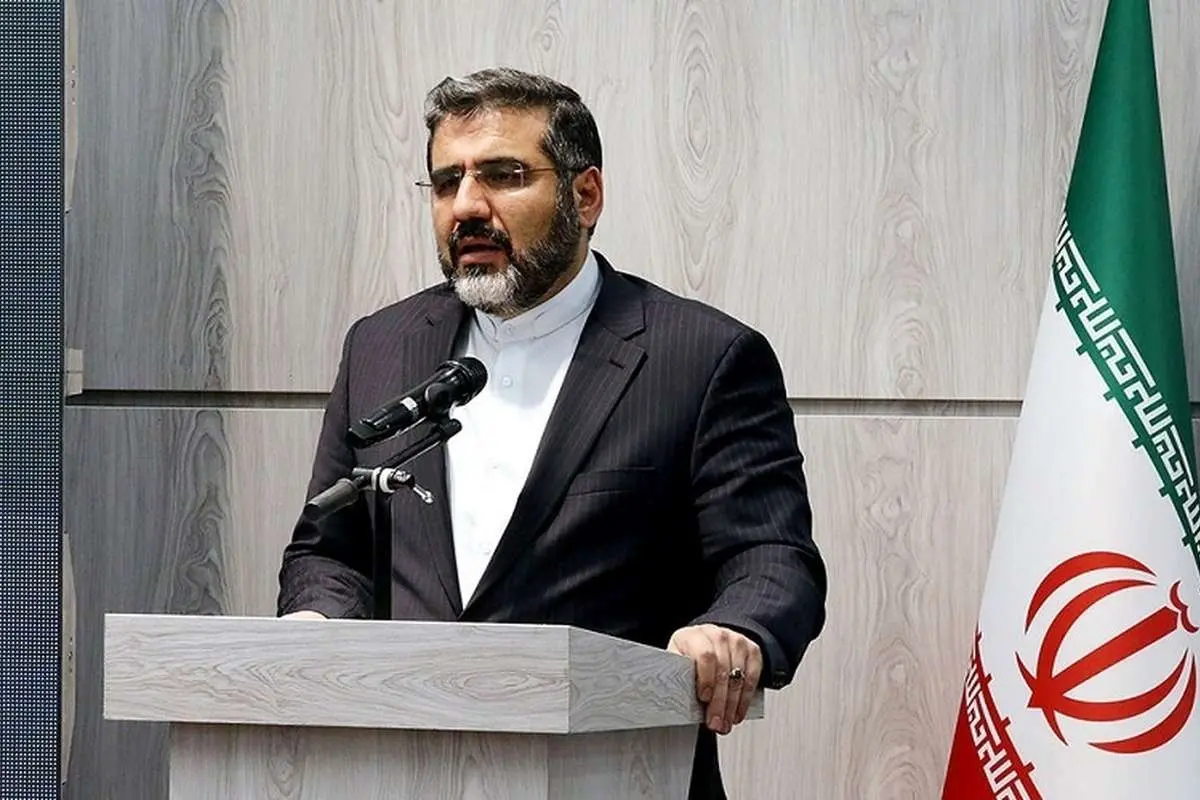 وزیر فرهنگ و ارشاد: مانع فعالیت هیچکس نمیشویم مگر از قانون خارج شود