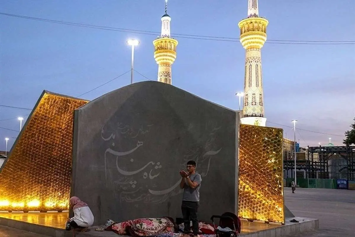 زلزله و بازی طالعبین هلندی با روح و روان ایرانی