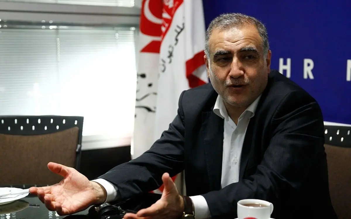 احضار نماینده افشاگر به دادستانی