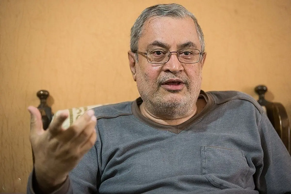«فارس»: سعید حجاریان «دفاع از ساواک» می‌کند/ واکنش تند به سوال «چرا گشت ارشاد مردانه نداریم؟»