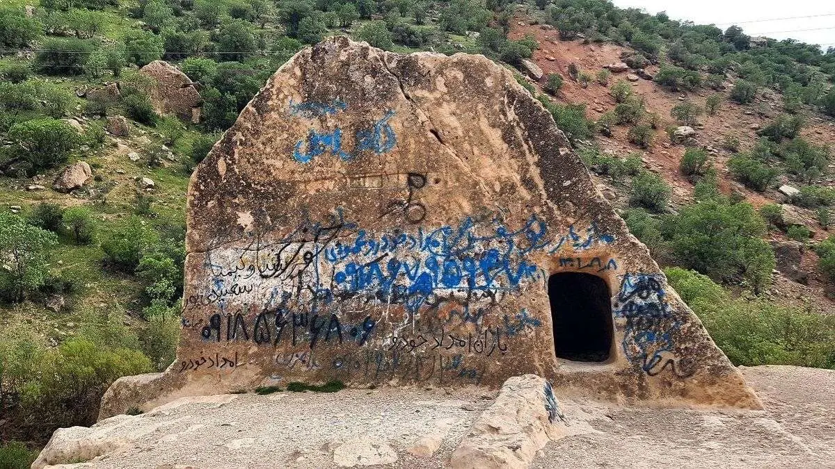 (تصاویر) شمارش معکوس برای انفجار یک اثر باستانی ایران