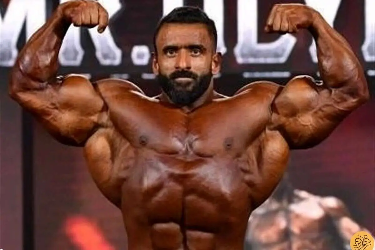 (عکس) هادی چوپان در کنار بوکسور معروف