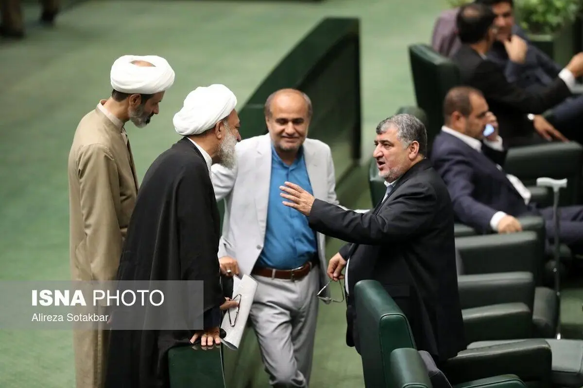 (تصاویر) حواشی جلسه بررسی استیضاح وزیر صمت