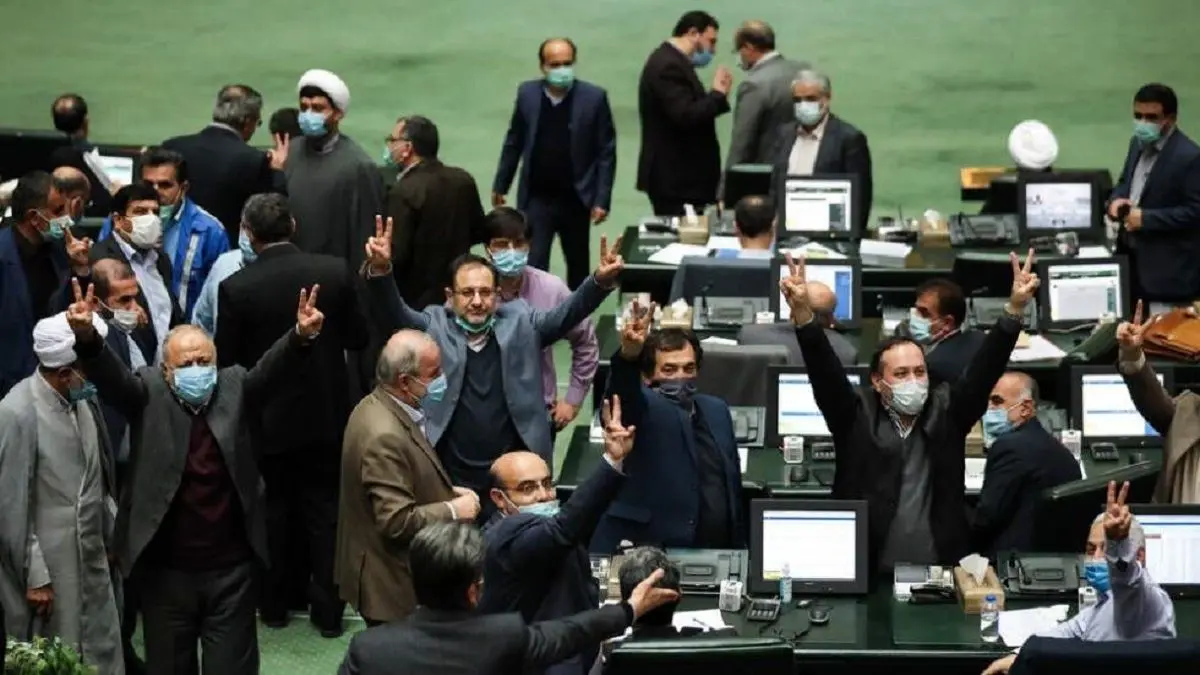 فارس تفاهم‌نامه برای دریافت خودروی شاسی بلند را تایید کرد