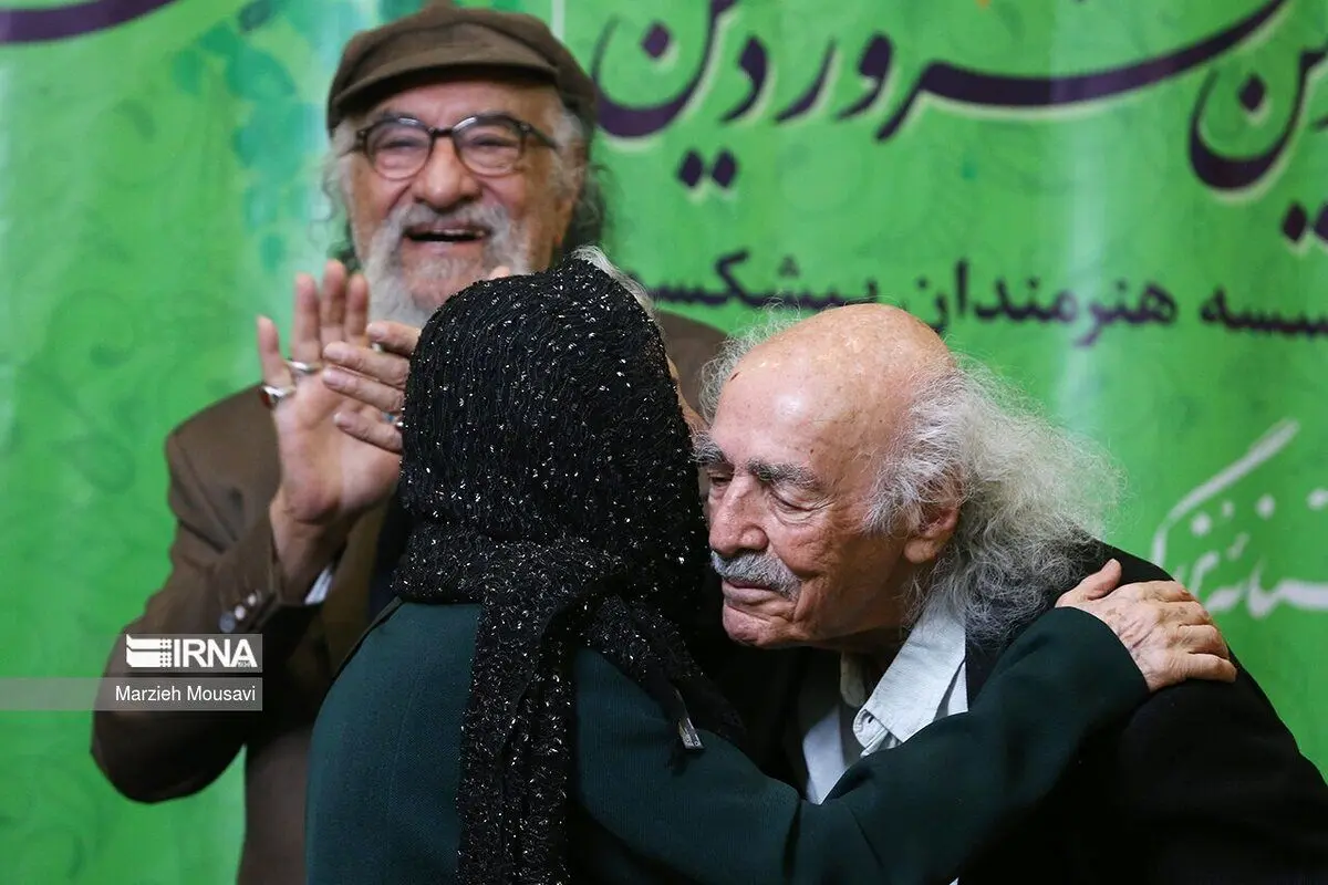 (تصاویر) تجلیل از هنرمندان پیشکسوت متولد فروردین