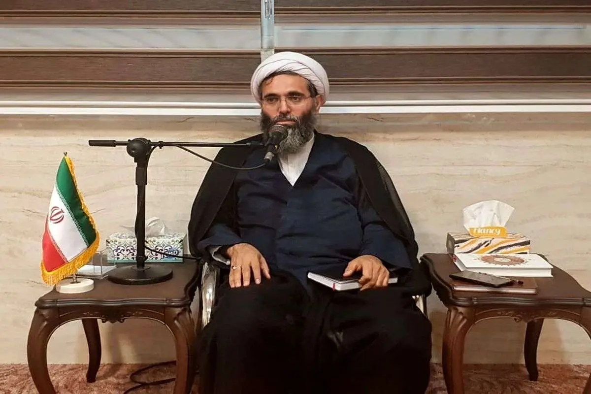 امام جمعه قشم درباره فیلم دستور پلمب مغازهها: داشتیم از همکاری خوب مردم و کسبه تشکر میکردیم