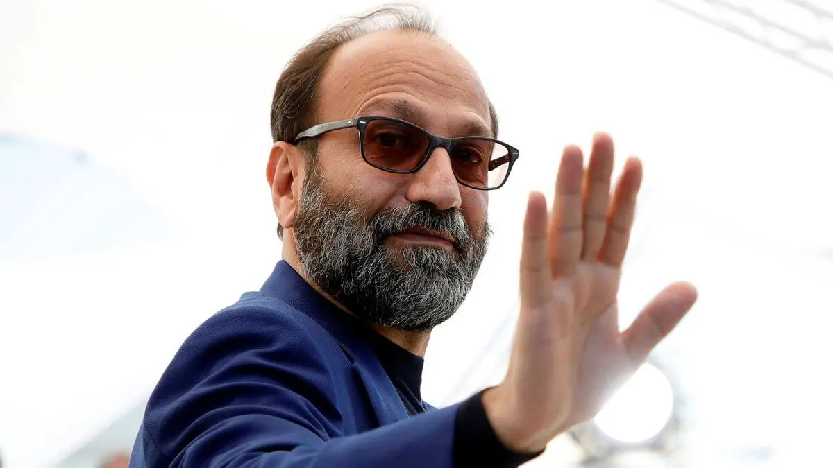 کارگردان مشهور سینمای ایران ممنوع‌الکار شد